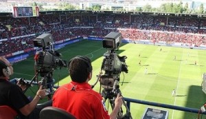 Lee más sobre el artículo Prisa TV y Mediapro denunciados por indebida comercialización de los derechos del fútbol